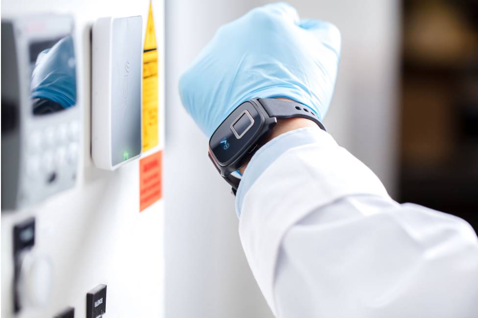 <span>POMS</span><span>net</span> <span>Aquila</span> first MES for Life Sciences built with Biometric Authentication Readiness